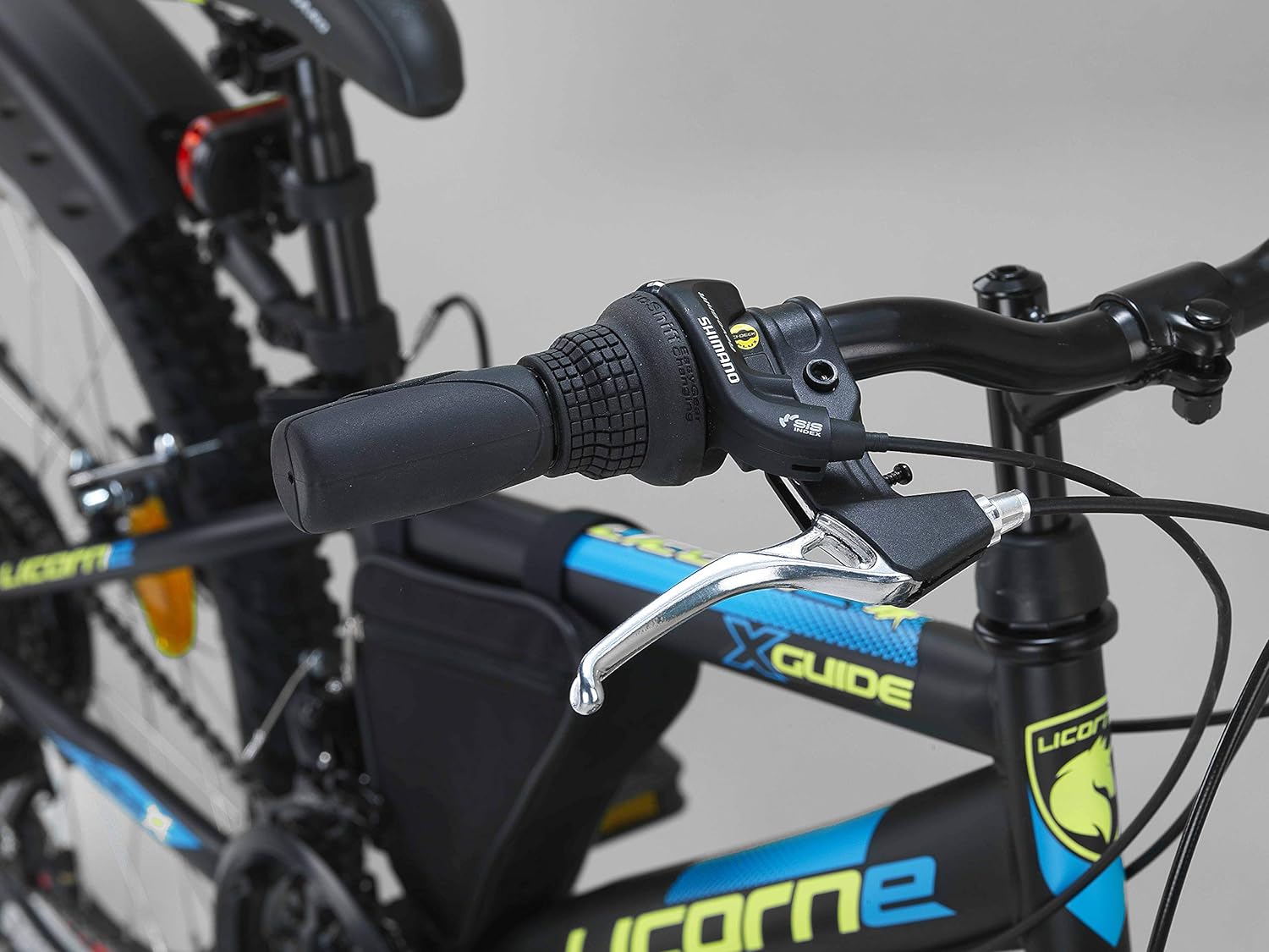 Licorne Bike Guide Premium Mountain Bike